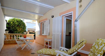 Apartment near the beach with terrace