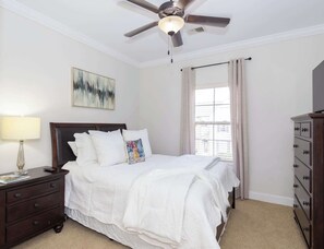 2 bedrooms, iron/ironing board, WiFi, bed sheets