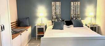 Apartment 'Graf' with Private Terrace, Shared Garden and Wi-Fi