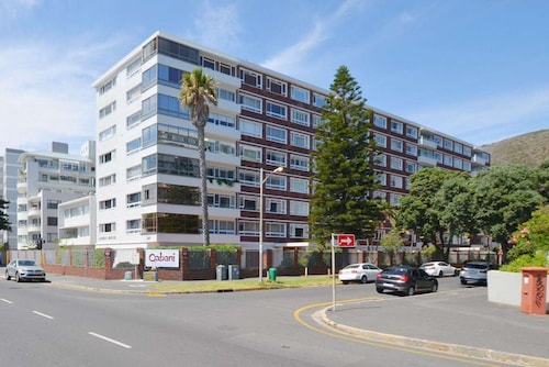 Sea Point Luxury Four Bedroom Apartments