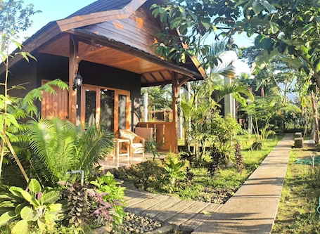 Property grounds. Tetebatu Valley Bungalows