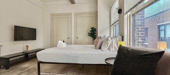 Chic Studio in the Heart of the Gold Coast