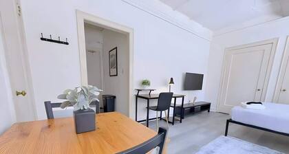 Cozy Gold Coast Studio Stay