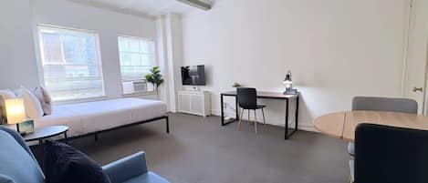 Iron/ironing board, travel cot, WiFi, bed sheets