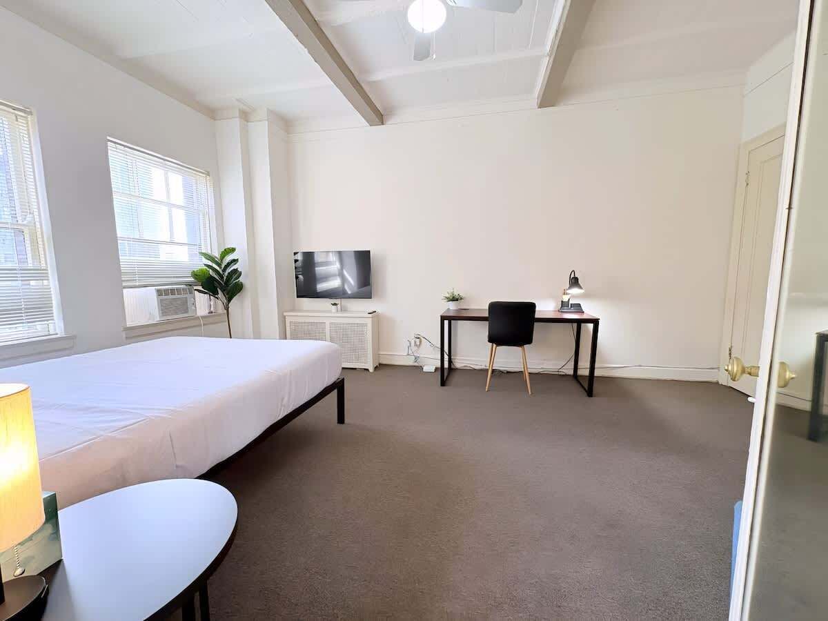 Desk, iron/ironing board, travel crib, WiFi