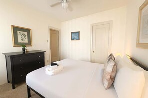 1 bedroom, iron/ironing board, travel cot, WiFi
