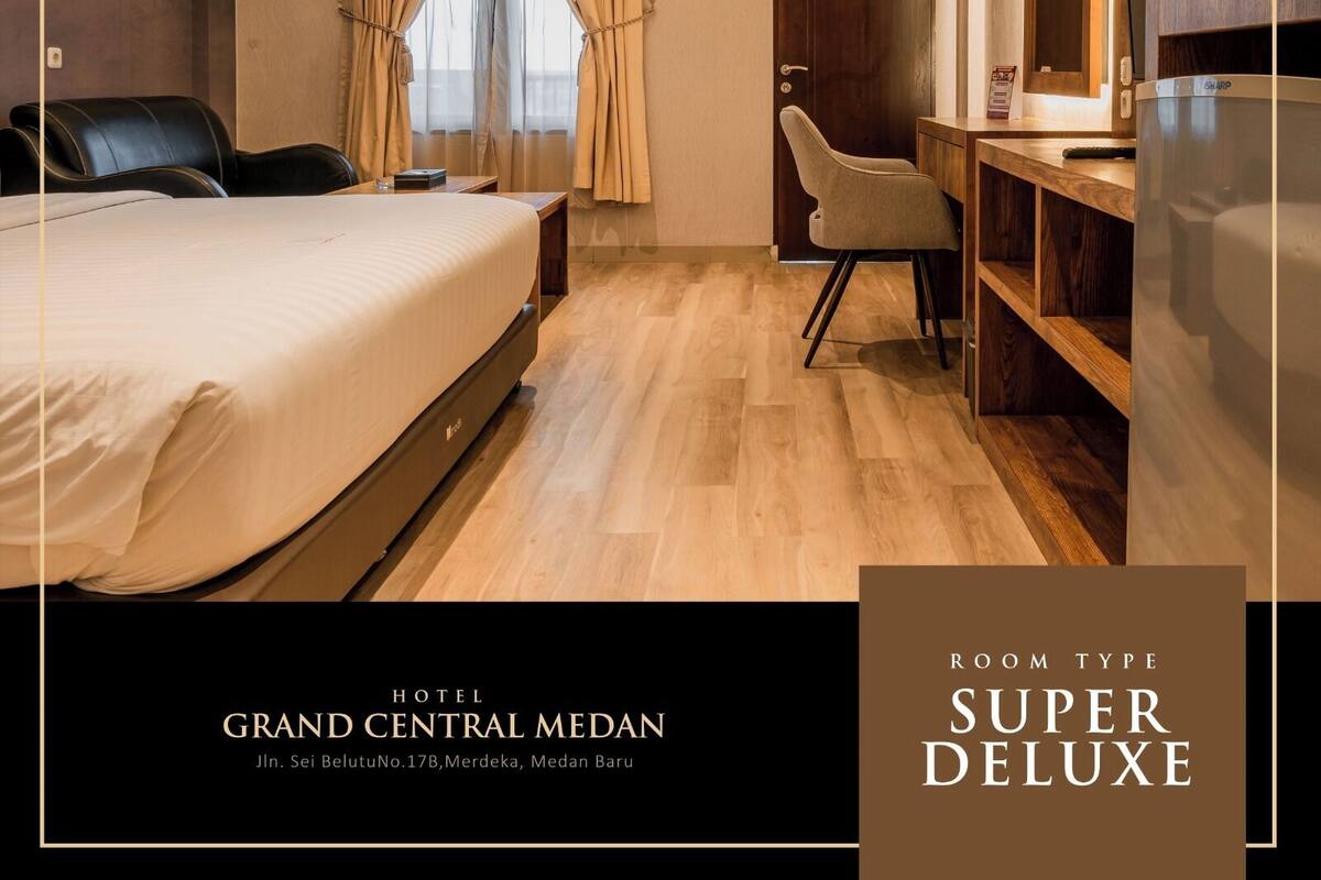 Executive Double Room, 1 King Bed, Balcony | Desk, free WiFi