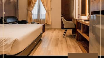 Executive-Doppelzimmer, 1 King-Bett, Balkon | Schreibtisch, kostenloses WLAN
