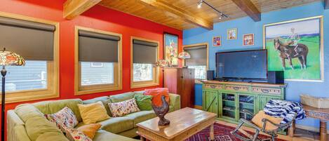 House (4 Bedrooms) | Front of property