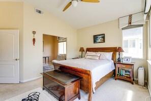 House (3 Bedrooms) | Interior - 1 Block to Bay: Pet-friendly Retreat in Alameda! (Alameda)