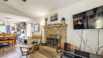 House (2 Bedrooms) | Bahagian dalam