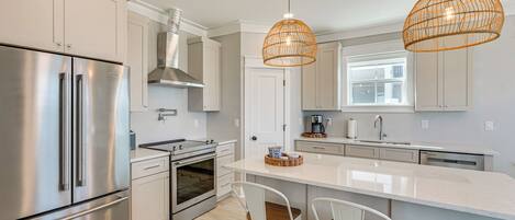 House (Multiple Bedrooms) | Interior