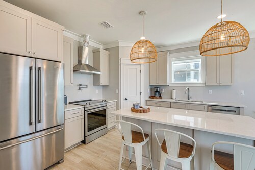 5,000+ Sq Ft! Luxe Beachfront House in Port St Joe