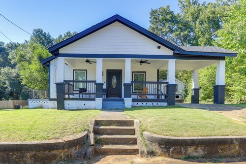 Pet-friendly ATL Hub - 9 Mi to Downtown