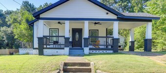 Pet-friendly ATL Hub - 9 Mi to Downtown