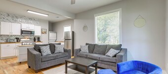 9 Mi to Dtwn Atl: Pet-friendly Apt w/ Yard