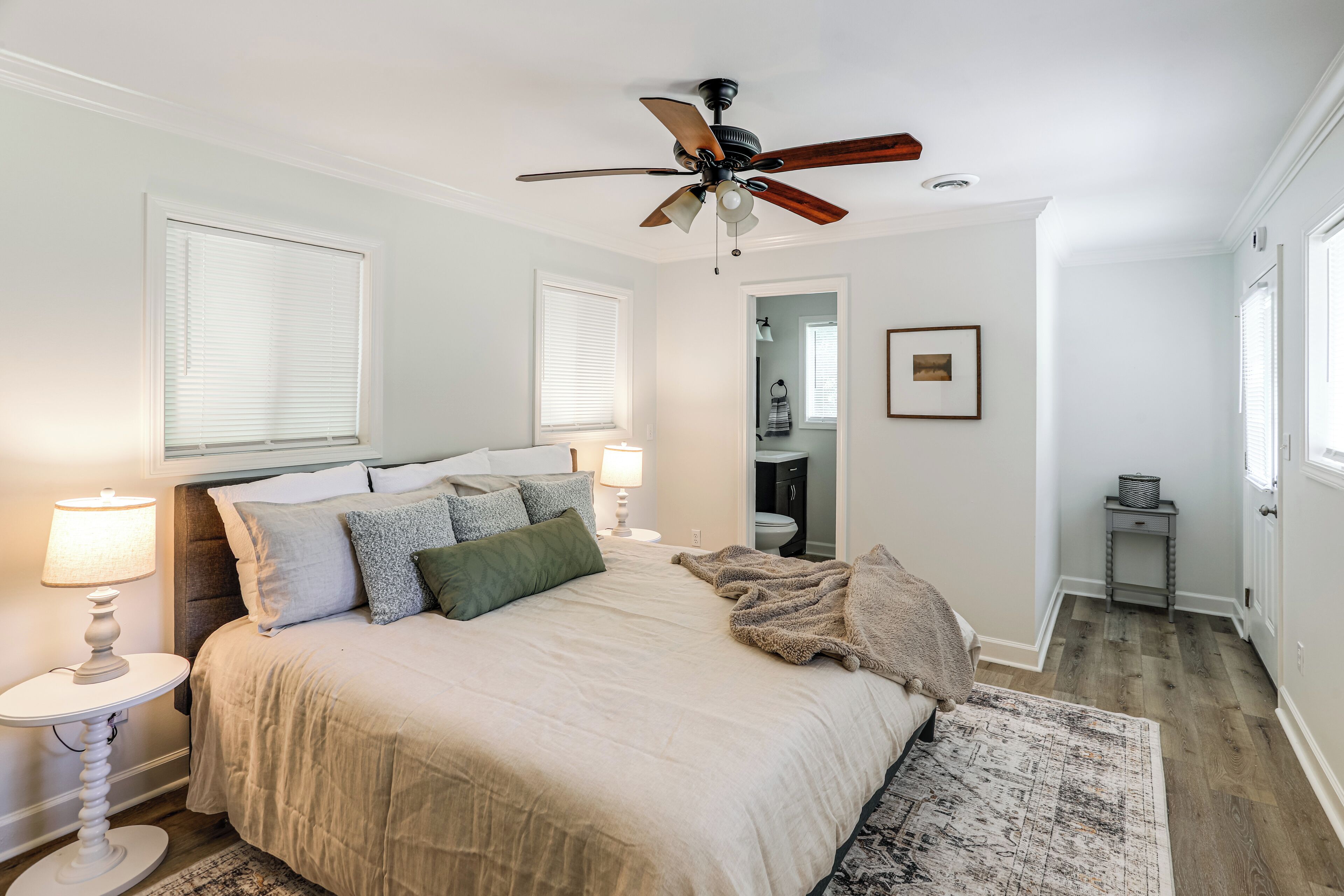 House (4 Bedrooms) | Interior