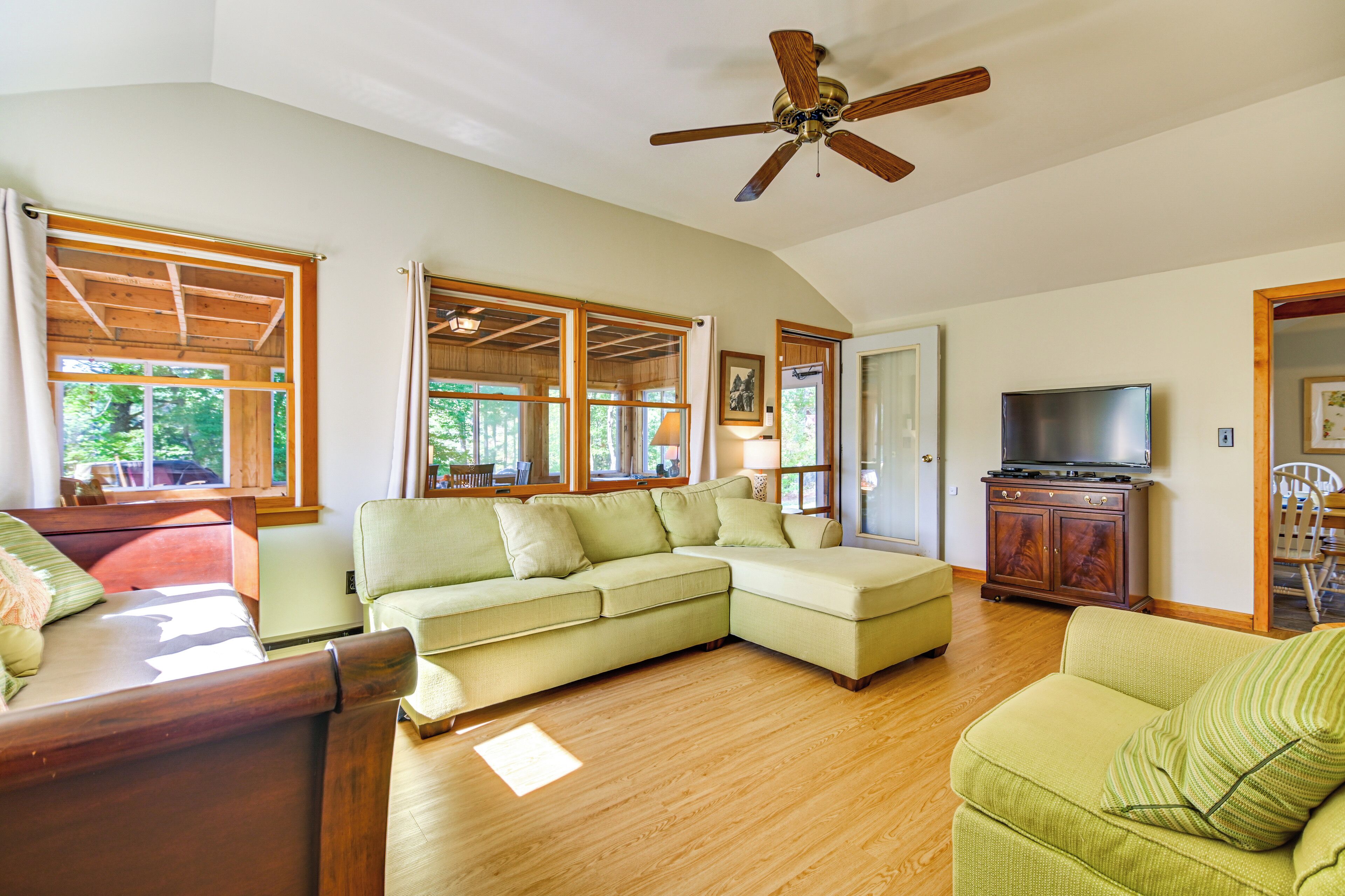 House (2 Bedrooms) | Interior