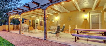 Stunning Sandia Mtn Views: Rio Rancho Retreat