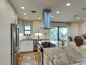 Fridge, microwave, oven, stovetop - Lucky 7 Beach | Near Beach, Private Pool, Golf Cart + 6 Bicycles (Santa Rosa Beach)