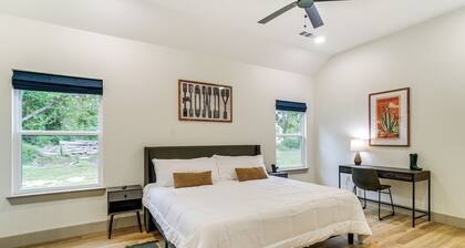 Lake-view Retreat w/ Games & Yard in Daingerfield