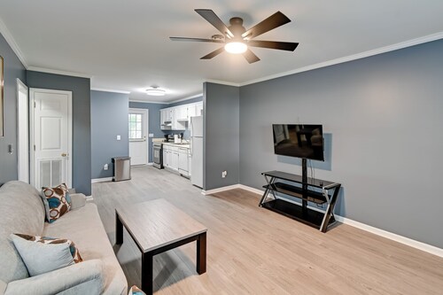 Private Patio: Apt 6 Mi to Cheraw State Park!