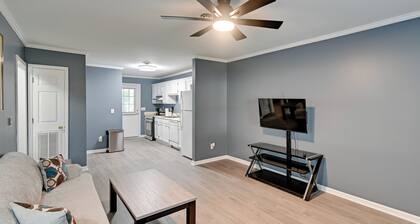 Private Patio: Apt 6 Mi to Cheraw State Park!