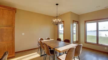 Rumah (2 Bedrooms) | Interior