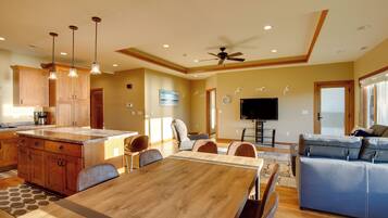 Rumah (2 Bedrooms) | Interior