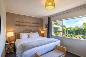 3 bedrooms, iron/ironing board, WiFi