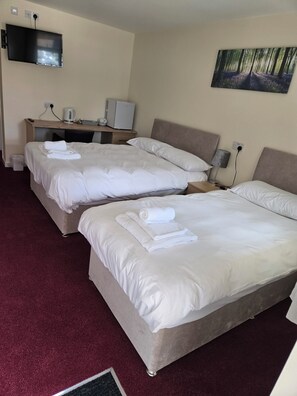 Iron/ironing board, free WiFi, bed sheets