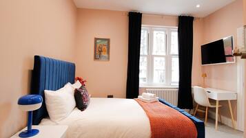 Business Suite, Ensuite, City View (2)