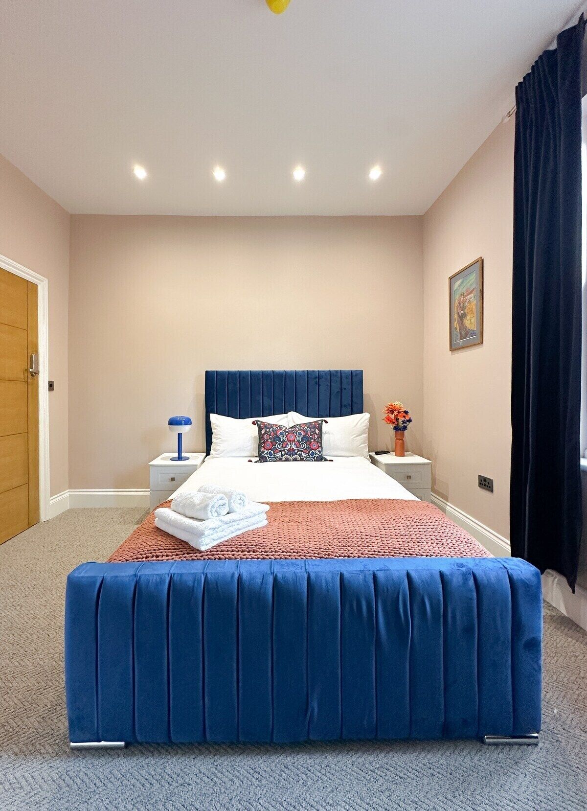 Suite empresarial, baño en la habitación, vista a la ciudad (2) | Escritorio, espacio para trabajar con laptop y wifi gratis 