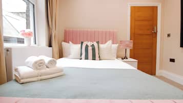 Deluxe Double Room, Private Bathroom, City View | Desk, laptop workspace, free WiFi