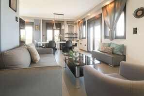 TV, fireplace, offices