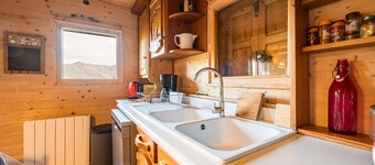 Chalet 'Jarrier' avec vue sur la montagne, terrasse privée et jardin privé