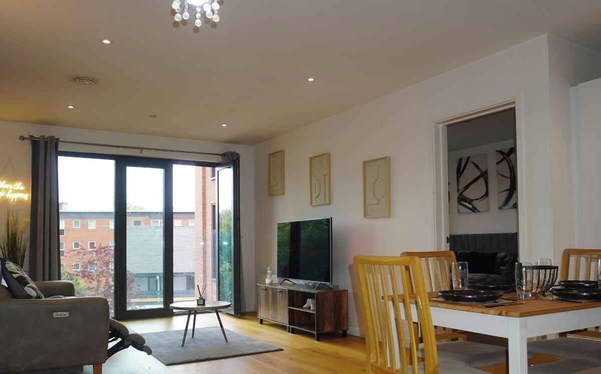 Televisie en een kantoor