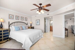 3 chambres, fer et planche Ă repasser, Wi-Fi gratuit, draps fournis