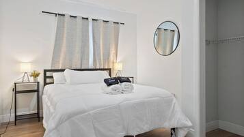 3 makuuhuonetta, työpöytä, vauvan matkasänky, ilmainen Wi-Fi