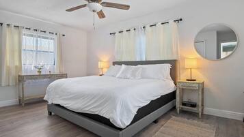 3 bedrooms, desk, travel crib, free WiFi