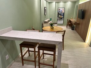 Luxury Room | Free WiFi