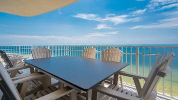 Condo, 4 Bedrooms | Outdoor dining