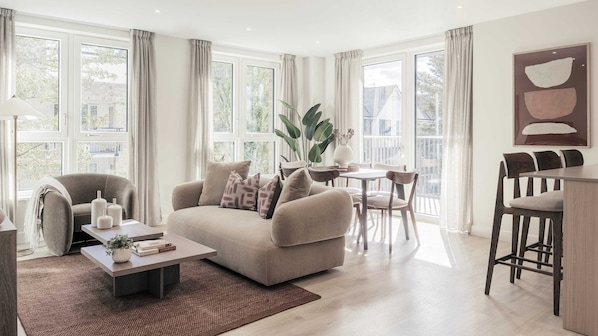 Apartment, 3 Bedrooms | Living area - Urban Rest Bermondsey (London)