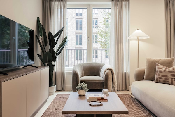 Apartment, 2 Bedrooms | Living area