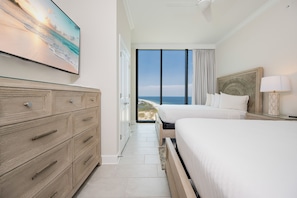 Condo, 4 Bedrooms