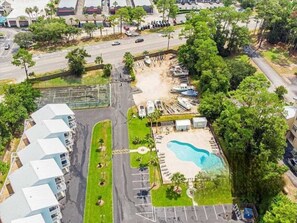 Condo, 2 Bedrooms | Exterior