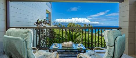 Condo, 2 Bedrooms | Property grounds