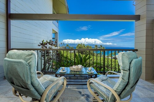 Kapalua Ridge Villas #212 2 Bedroom Condo