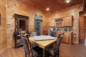 Interior - God's View - Pet Friendly, Blue Ridge GA (Blue Ridge)