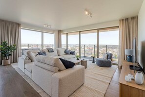 Apartamento | 3 dormitorios y Internet